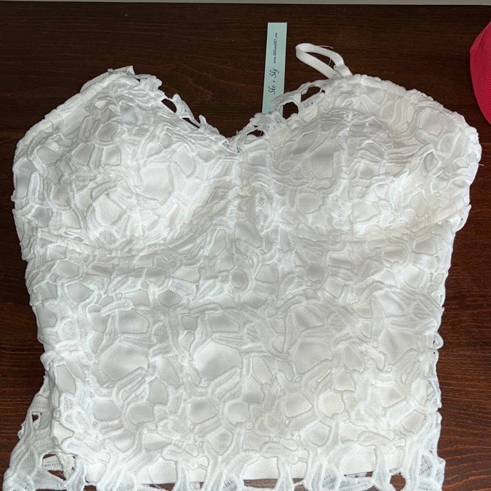 She & Sky Embroidered Bra/Top Size Large NWT